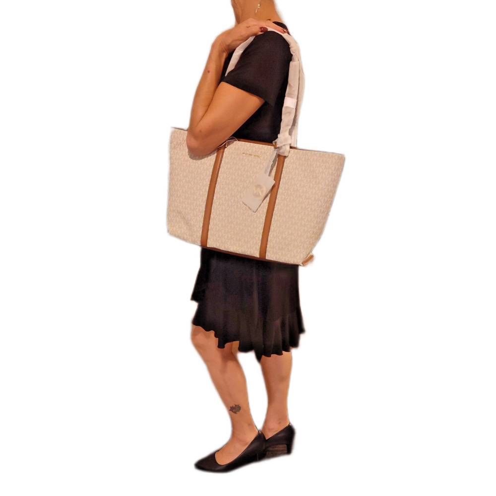 Michael Kors Temple XL Tote Vanilla/Acorn NWT - Picture 12 of 13
